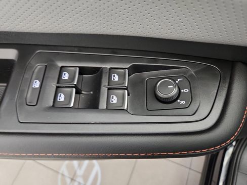 New 2026 Volkswagen Atlas Peak Edition AWD/4WD image 9