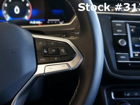 Certified 2024 Volkswagen Tiguan S image 24