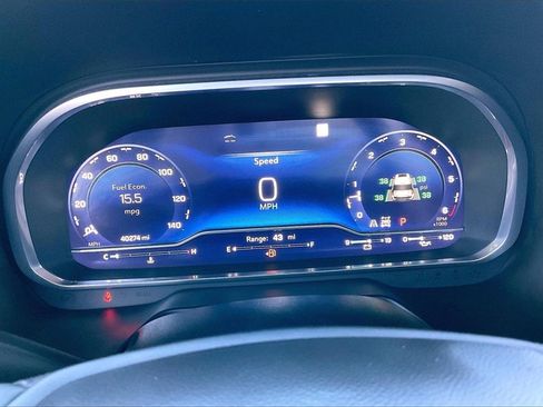 Used 2023 Chevrolet Suburban High Country image 19