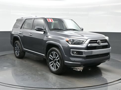 Used 2022 Toyota 4Runner Limited image 8