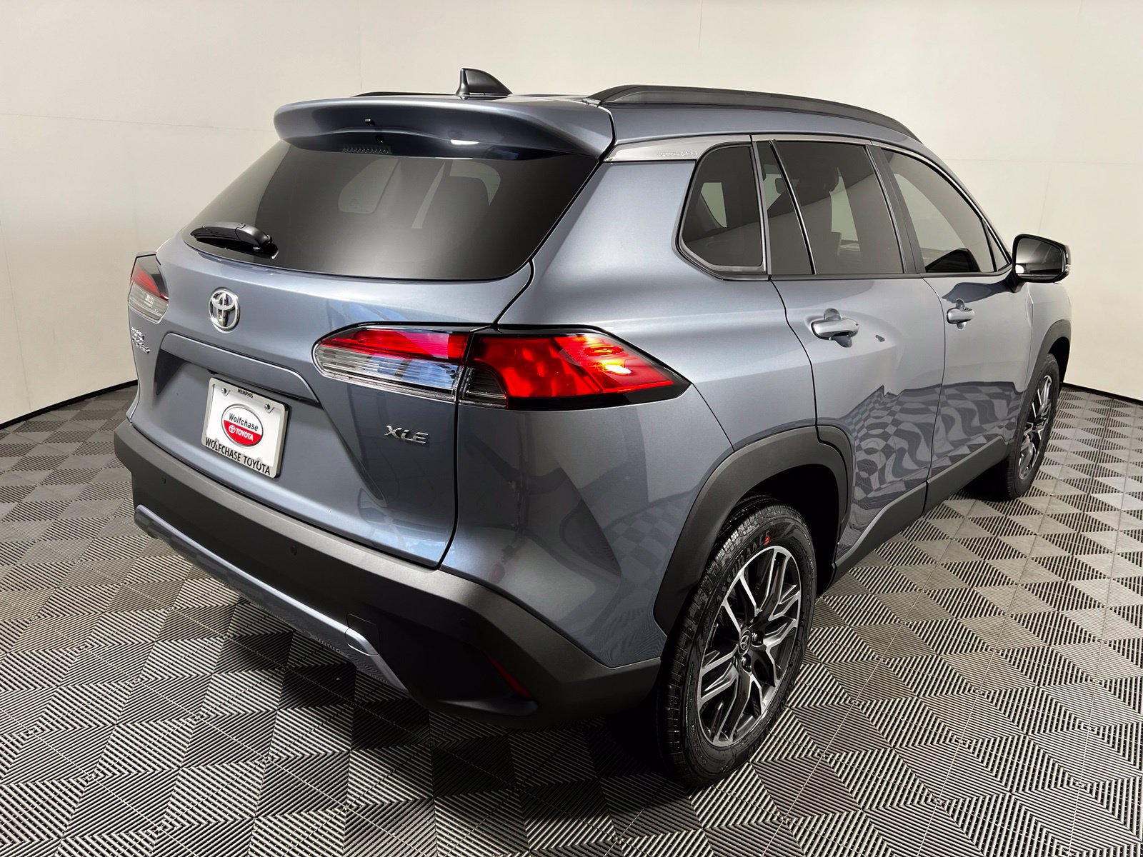 Used 2026 Toyota Corolla Cross XLE AWD/4WD image 5