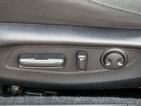Used 2023 Honda Accord EX image 12