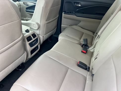Used 2017 Honda Pilot EX-L image 5