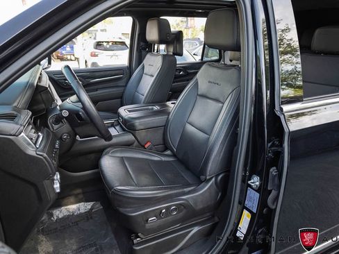 Used 2023 GMC Yukon Denali w/ Denali Reserve Package AWD/4WD image 24