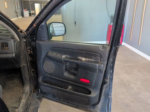 Used 2002 Dodge Ram 1500 Truck 4x4 Quad Cab image 30