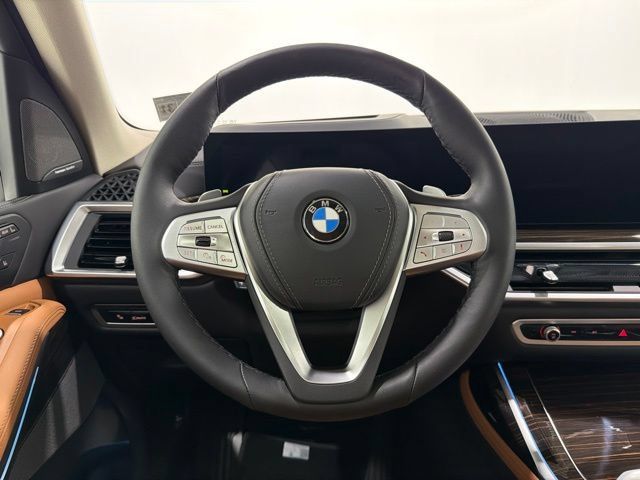 Used 2026 BMW X7 xDrive40i AWD/4WD image 34