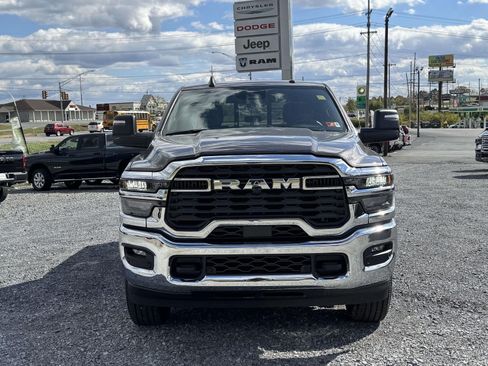 New 2026 RAM 3500 Tradesman AWD/4WD image 23