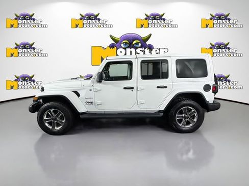 Used 2021 Jeep Wrangler Unlimited Sahara w/ Uconnect 4C Nav & Sound Group AWD/4WD image 8