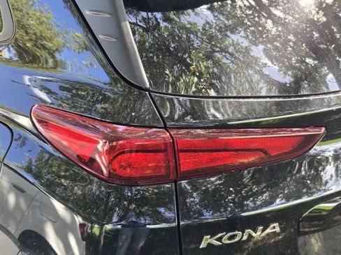 Used 2023 Hyundai Kona SEL w/ Convenience Package AWD/4WD image 8