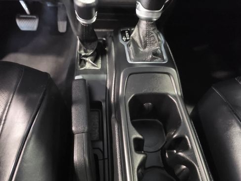 Used 2022 Jeep Wrangler Unlimited Sport AWD/4WD image 20