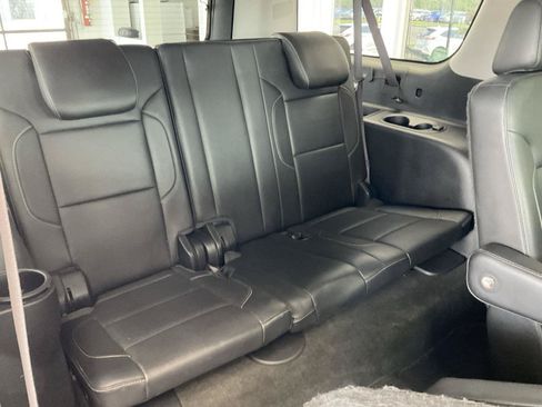 Used 2015 Chevrolet Suburban LTZ AWD/4WD image 23