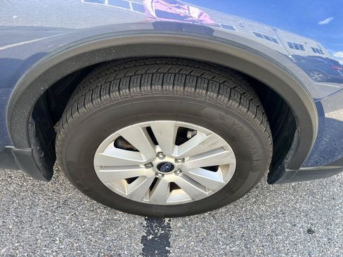 Used 2019 Subaru Outback 2.5i Premium w/ Popular Package #2 AWD/4WD image 14