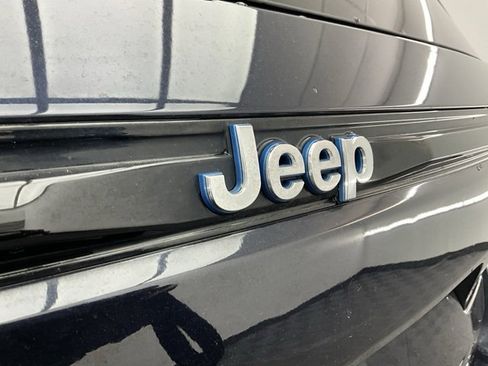 Used 2023 Jeep Grand Cherokee 4WD 4xe image 25