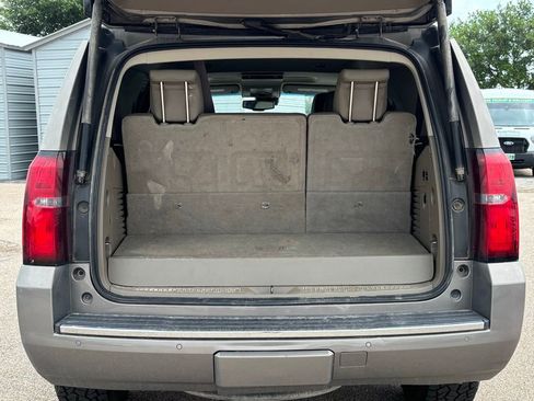 Used 2017 Chevrolet Tahoe Premier RWD image 6