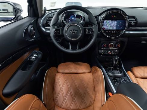 Certified 2024 MINI Cooper Clubman S AWD/4WD image 3