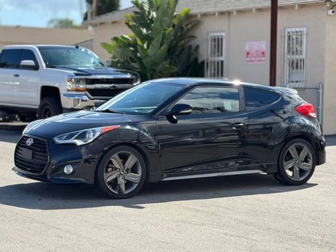 Used 2015 Hyundai Veloster Turbo FWD image 6