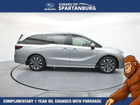 Used 2026 Honda Odyssey Elite image 9