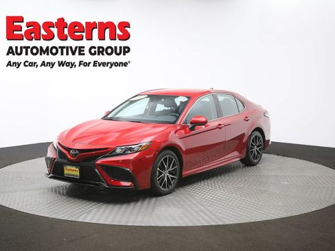 Used 2024 Toyota Camry SE image 55
