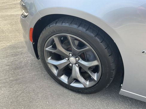 Used 2016 Dodge Charger R/T w/ Plus Group RWD image 9