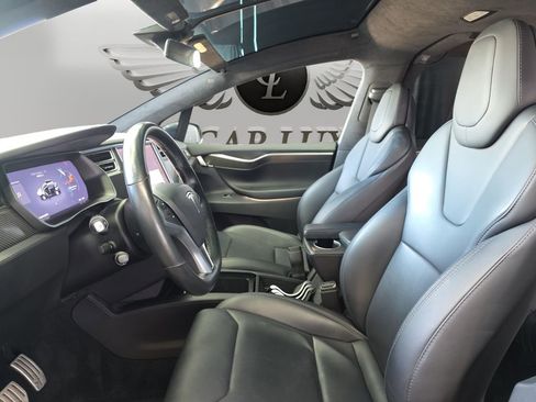 Used 2017 Tesla Model X 100D image 9