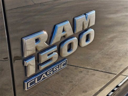 Used 2020 RAM 1500 Express image 11