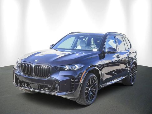 New 2026 BMW X5 sDrive40i w/ M Sport Package image 3