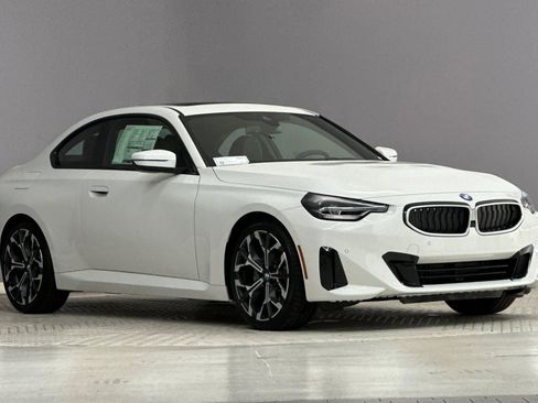 New 2026 BMW 230i 230i w/ Convenience Package image 6