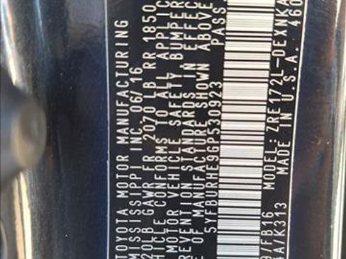 Used 2016 Toyota Corolla LE image 23