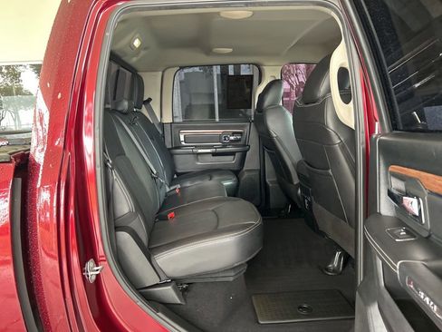 Used 2018 RAM 1500 Laramie w/ Convenience Group image 29