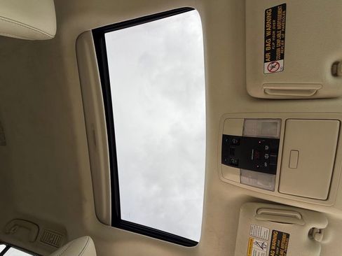 Used 2016 Lexus GX 460 w/ Premium Package image 13