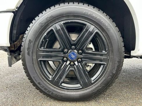 Used 2018 Ford F150 Lariat w/ Equipment Group 502A Luxury AWD/4WD image 14