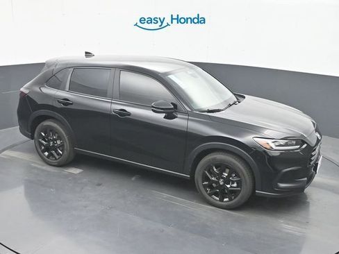 Used 2025 Honda HR-V Sport image 15