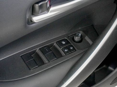 Used 2022 Toyota Corolla SE image 17