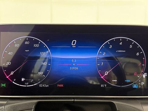 Used 2025 Mercedes-Benz C 300 4MATIC Sedan image 39