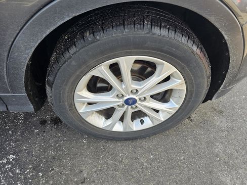 Used 2018 Ford Escape S image 13