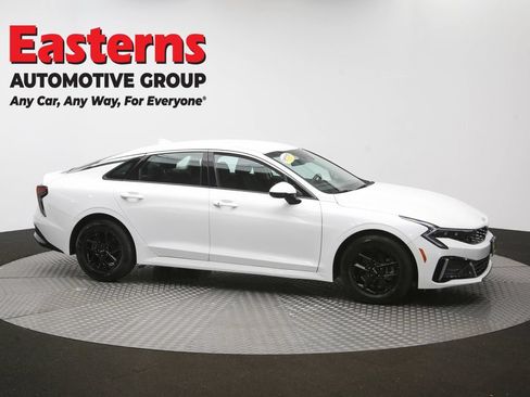 Used 2025 Kia K5 LXS FWD image 46