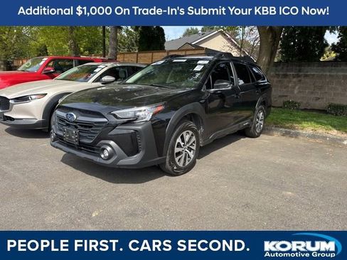 Used 2023 Subaru Outback Premium AWD/4WD image 1
