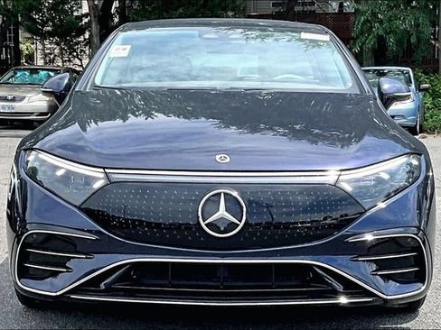 Used 2023 Mercedes-Benz EQS 450+ 4MATIC Sedan image 2