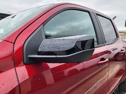 New 2026 GMC Canyon Elevation w/ Convenience Package image 12