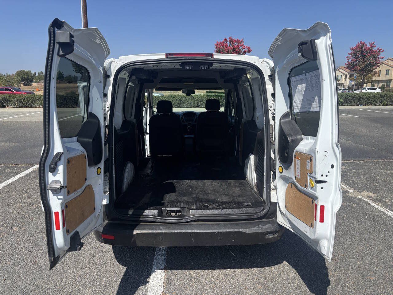 Used 2016 Ford Transit Connect XLT FWD image 8