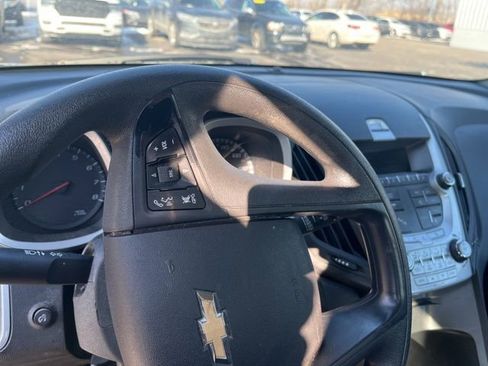 Used 2014 Chevrolet Equinox LS image 11