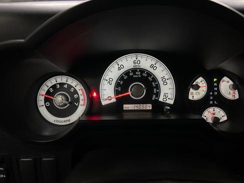 Used 2007 Toyota FJ Cruiser 4WD image 12
