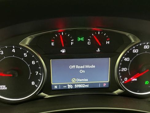 Used 2024 GMC Terrain SLT image 39