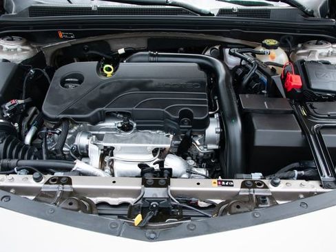 Used 2022 Chevrolet Malibu LS image 30