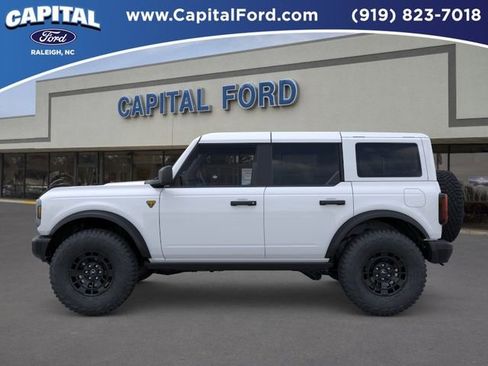 New 2026 Ford Bronco Badlands AWD/4WD image 3