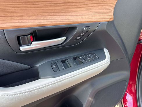 New 2026 Toyota Grand Highlander Limited image 12