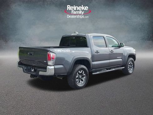 Used 2021 Toyota Tacoma TRD Off-Road AWD/4WD image 5