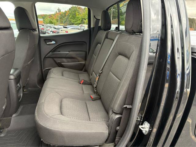 Used 2015 GMC Canyon SLE w/ Nightfall Edition AWD/4WD image 16