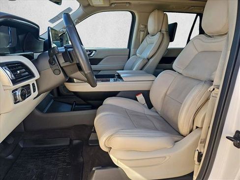 Used 2019 Lincoln Navigator Reserve w/ Cargo Package image 17
