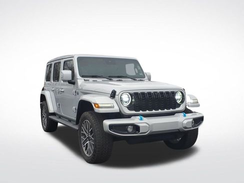 Used 2024 Jeep Wrangler High Altitude image 2